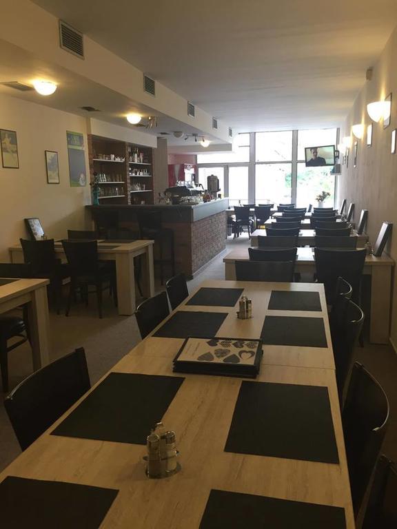 Hotel Hasa Prag Dış mekan fotoğraf